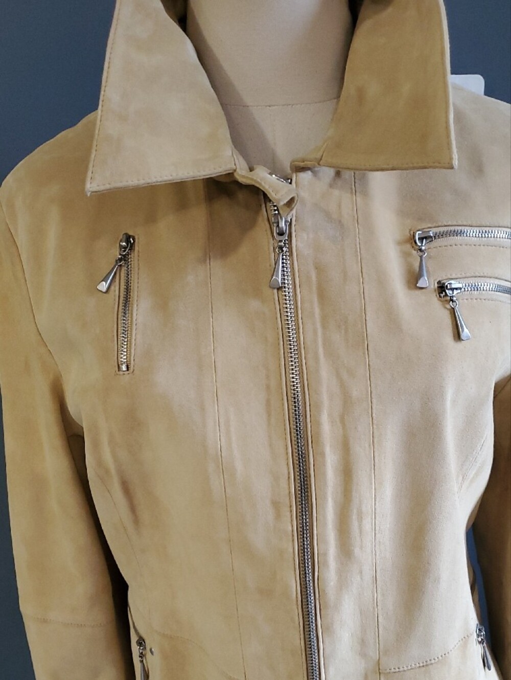 Women’s Tan Suede Moto  Zip-Front Leather Jacket - Picture 3 of 17